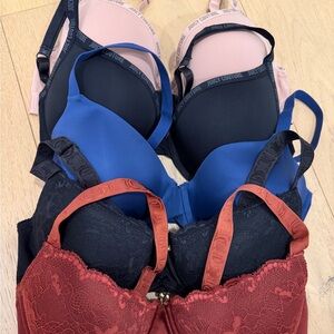 Juicy Couture set of 5 bras size 36D
